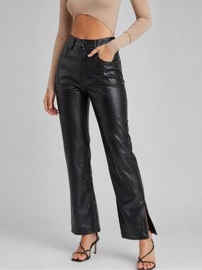 Abercrombie and Fitch The 90s Straight Ultra High Rise Faux Leather